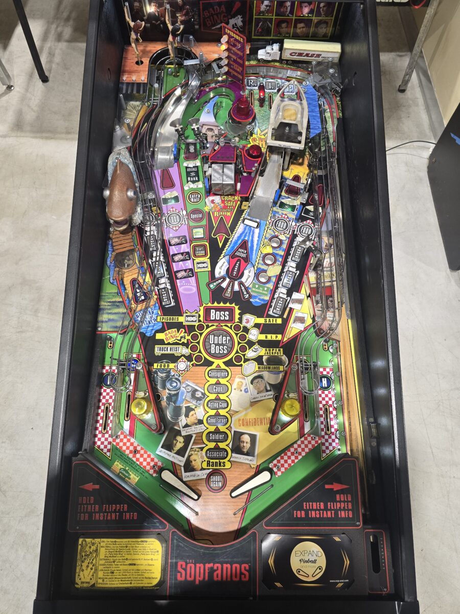 SOPRANOS STERN PINBALL FLIPPER (P2271) - Image 23